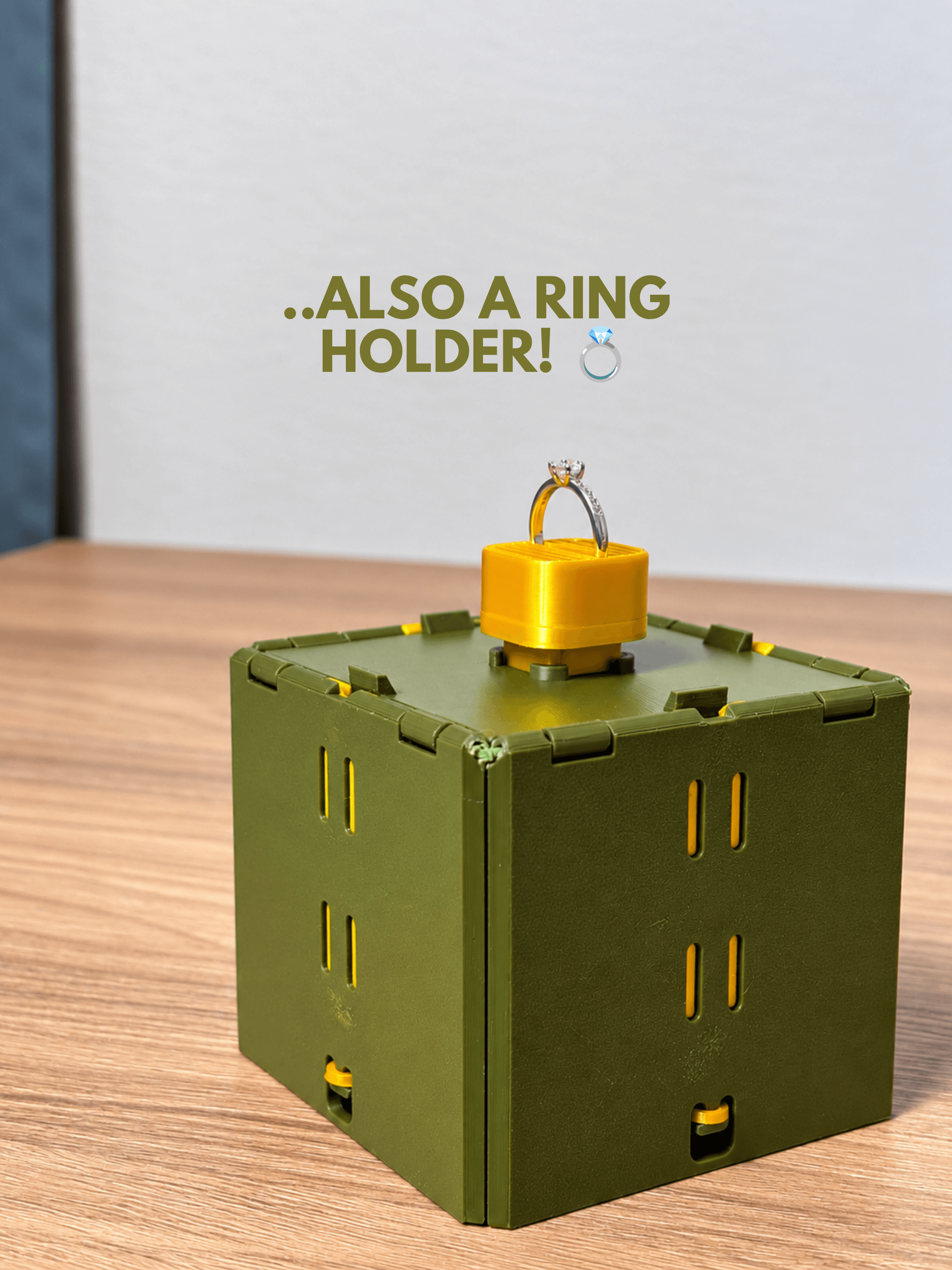 Pop up gift box ring holder option
