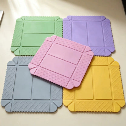 5-Piece Silicone Snack Containers with Built-in Magnetic Corners